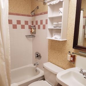 Chambre Standarde Lit Queen-Size